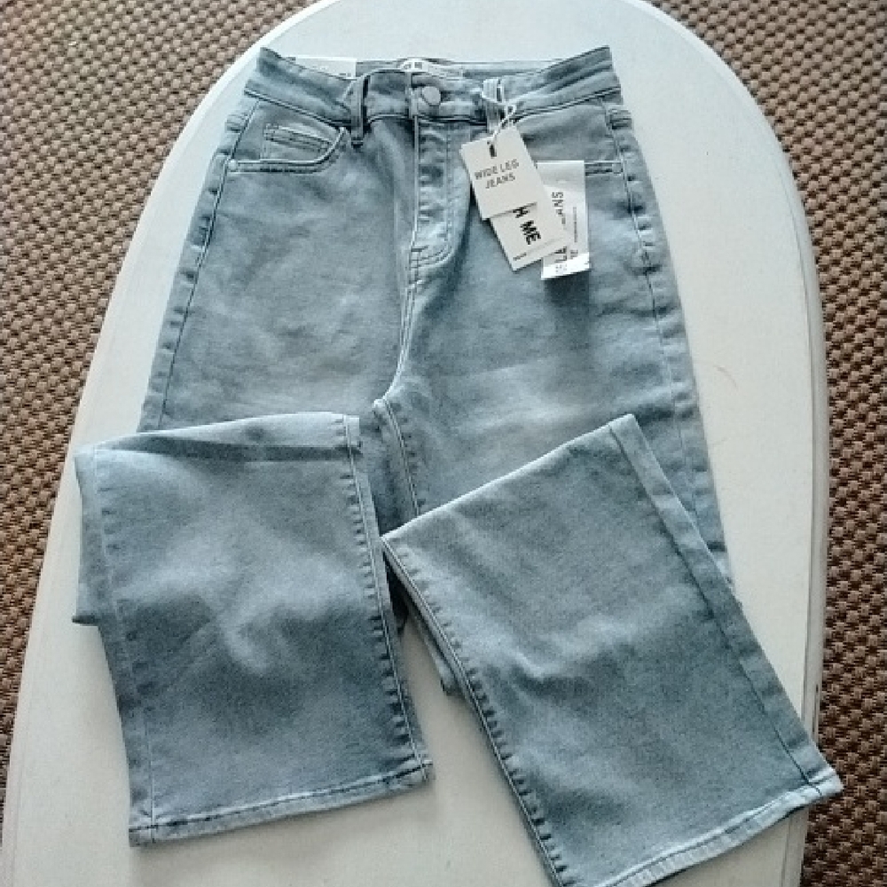 Katch Me 36" Wide Leg Denim Jeans in Light Blue